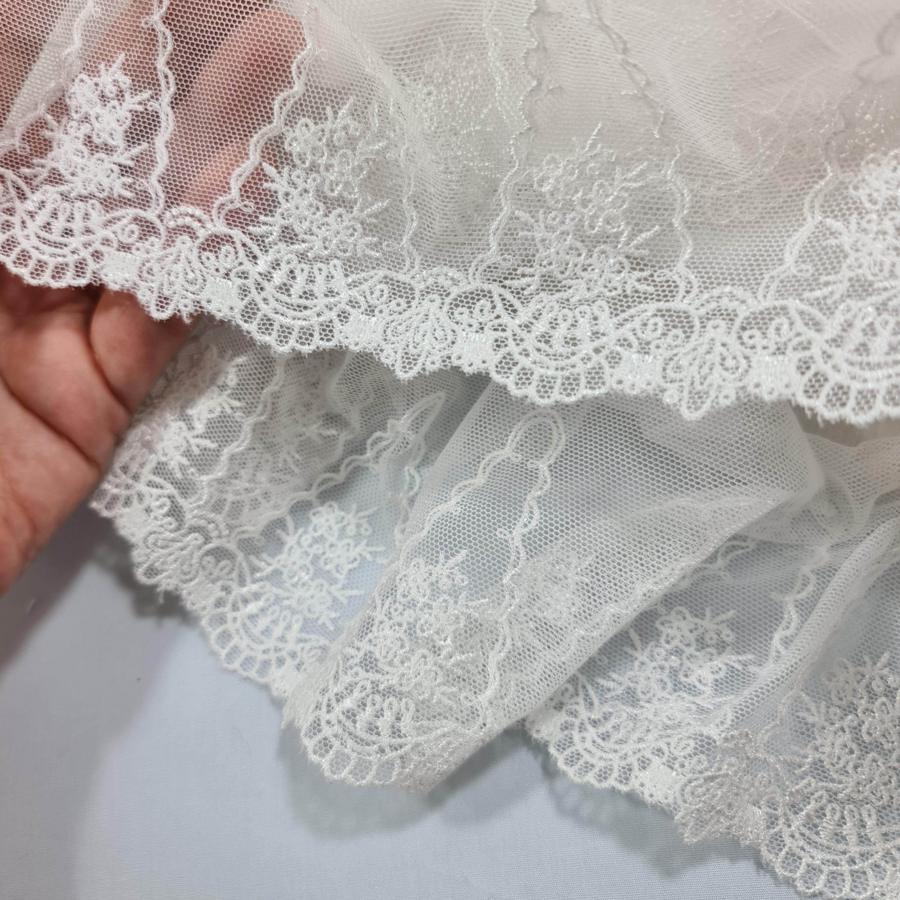 картинка Кружево 1050(молочный). Кружево на сетке. Цена за 1 метр от магазина Ариши Рукодельные нежности