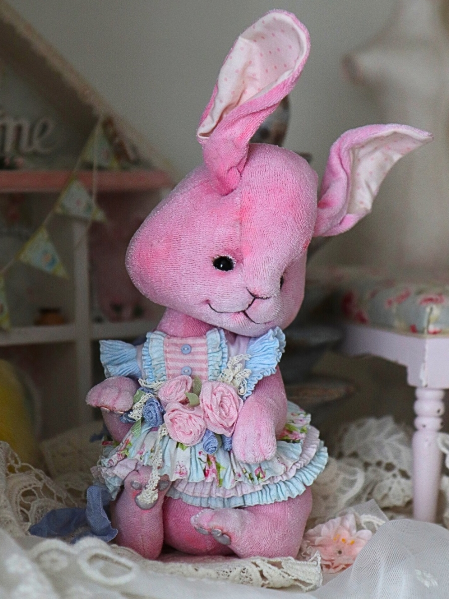 фото  Видео-курс: Зефирная зайка. Игрушка из ткани и шерсти своими руками. школа кукол Ариши