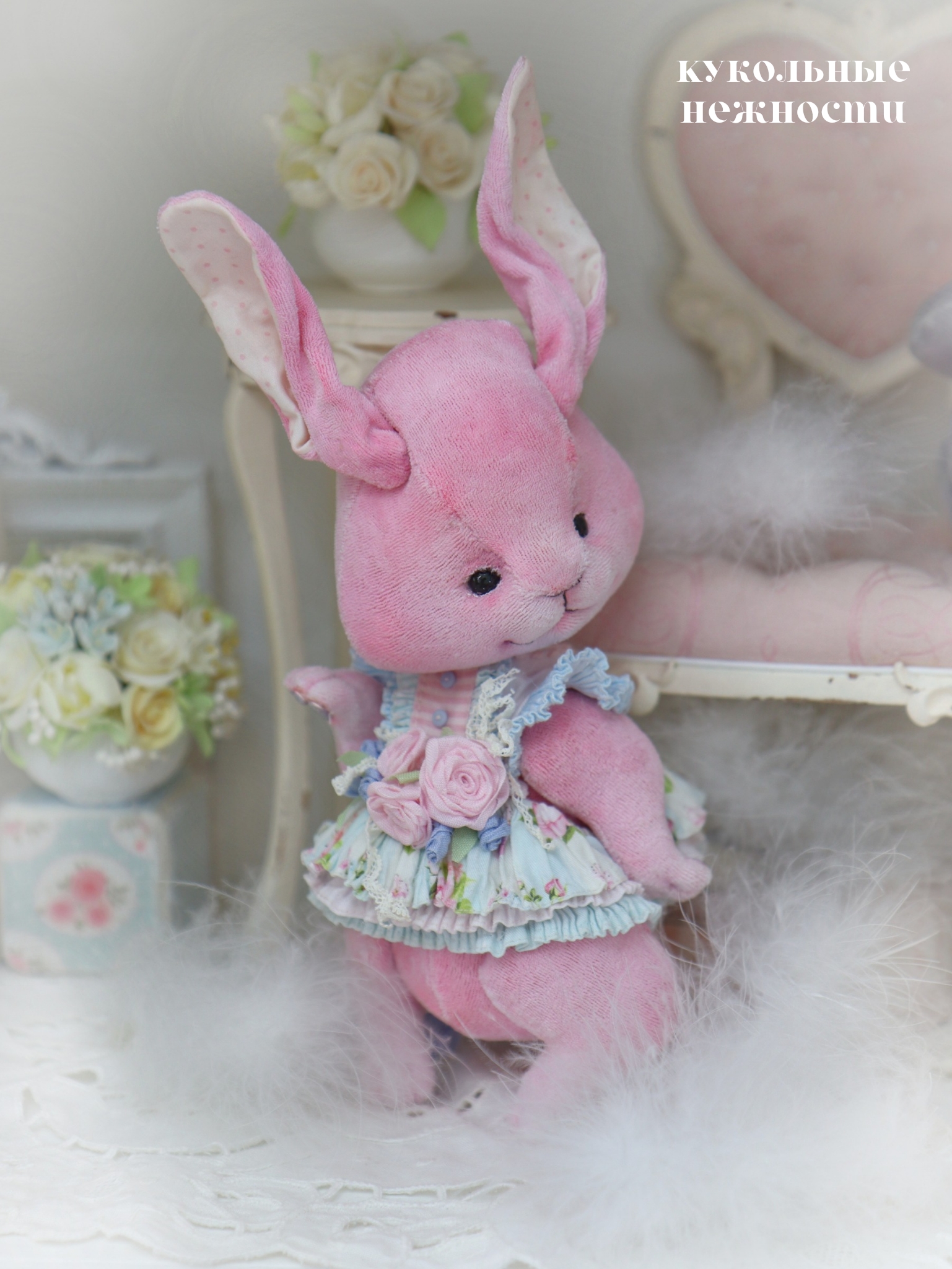 фото  Видео-курс: Зефирная зайка. Игрушка из ткани и шерсти своими руками. школа кукол Ариши