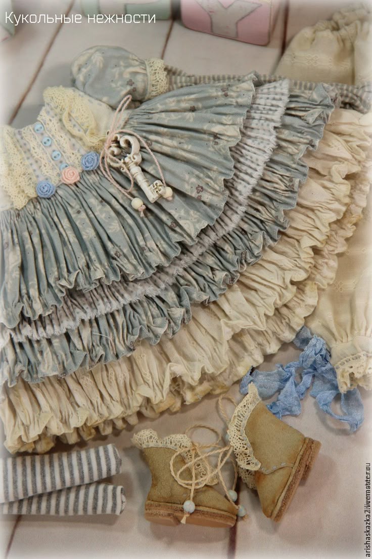 фото  Видео-курс: одежда кукол в рюшах школа кукол Ариши