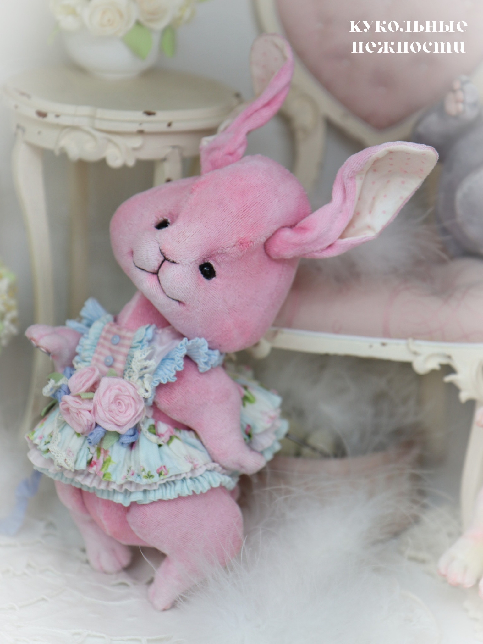 фото  Видео-курс: Зефирная зайка. Игрушка из ткани и шерсти своими руками. школа кукол Ариши