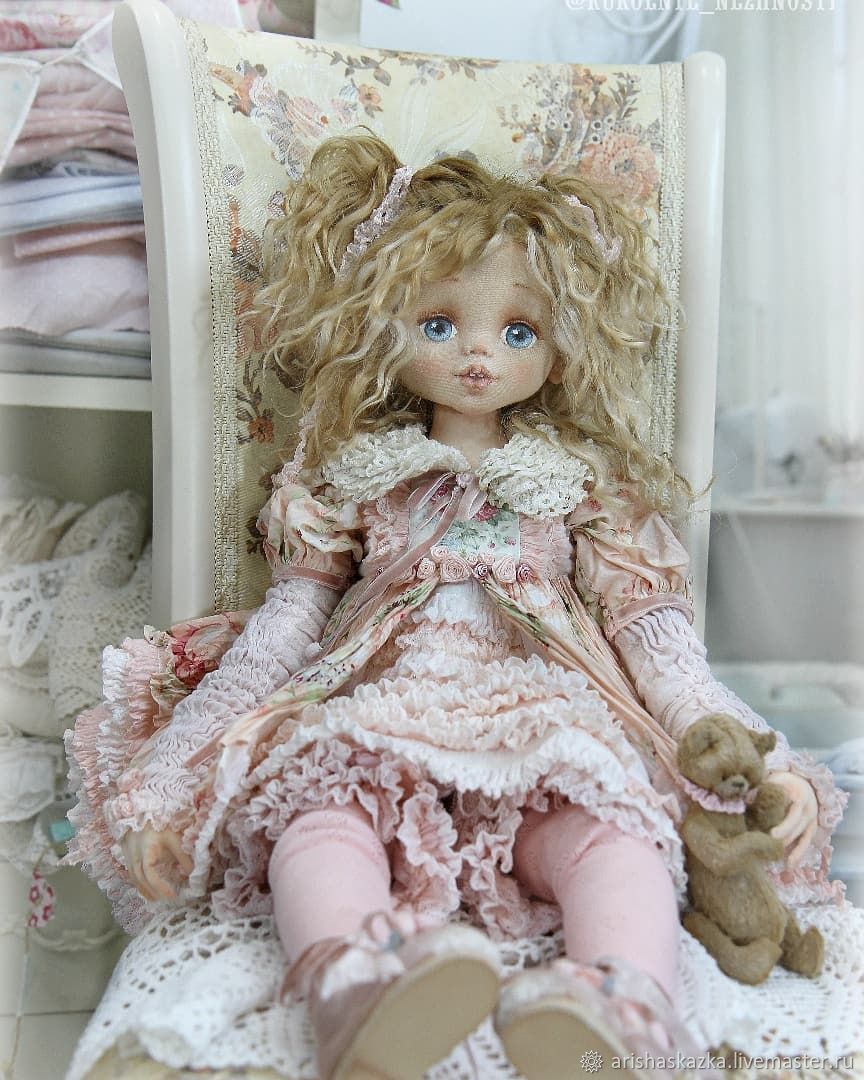 фото  Видео-курс: одежда кукол в рюшах школа кукол Ариши
