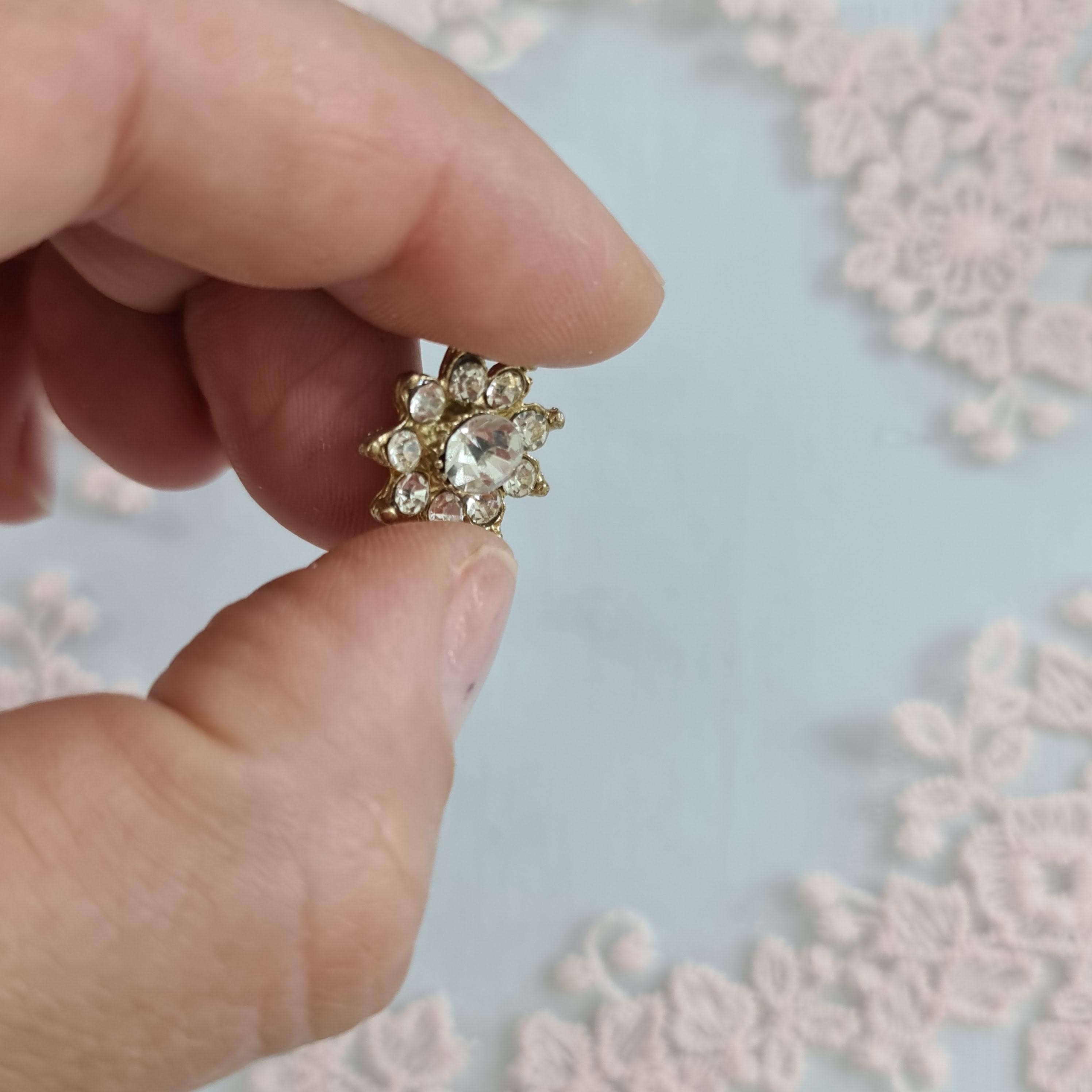 Детальное фото декоративной фигурки "Украшение 16, ЗОЛОТО" из пластика - магазин Ариши