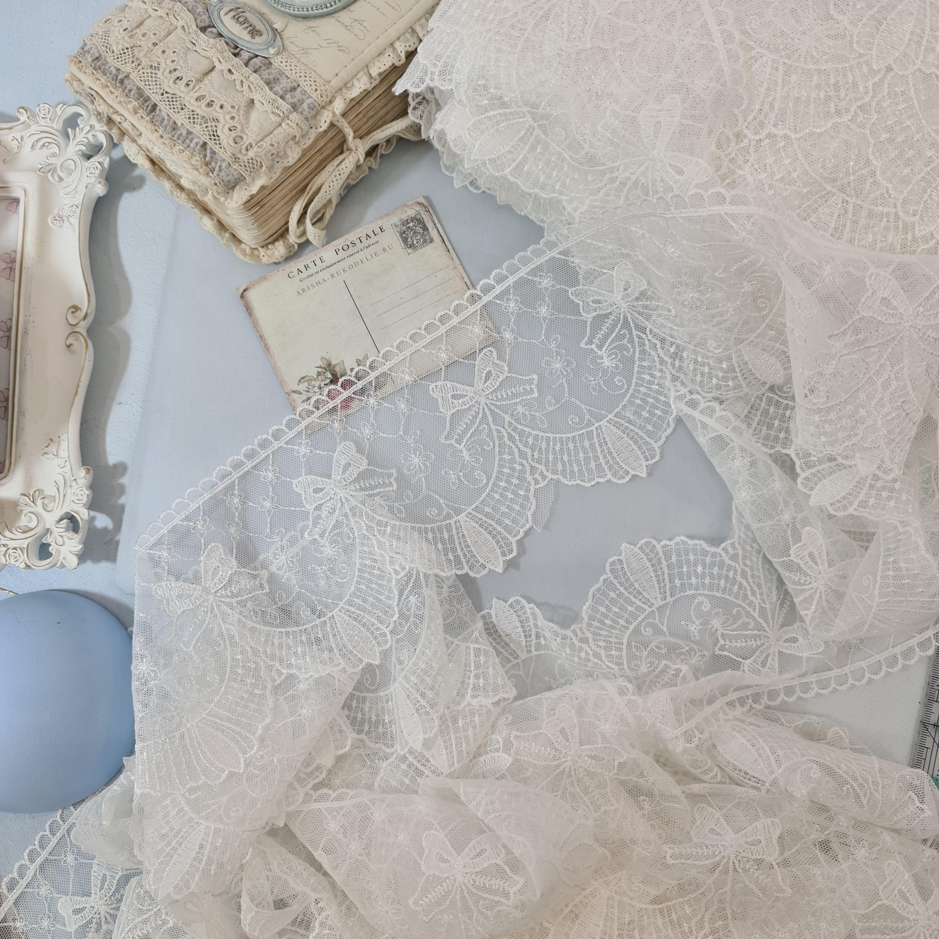 картинка Кружево 3019 "Широкое с бантиками" . Кружево на сетке от магазина Ариши Рукодельные нежности