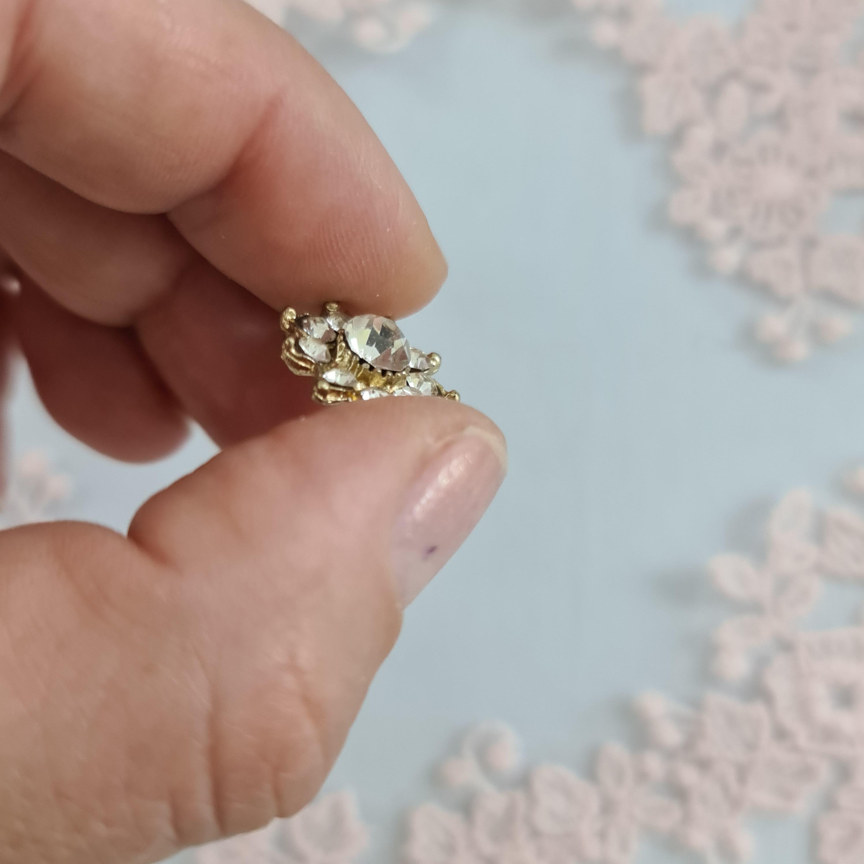 Детальное фото декоративной фигурки "Украшение 16, ЗОЛОТО" из пластика - магазин Ариши