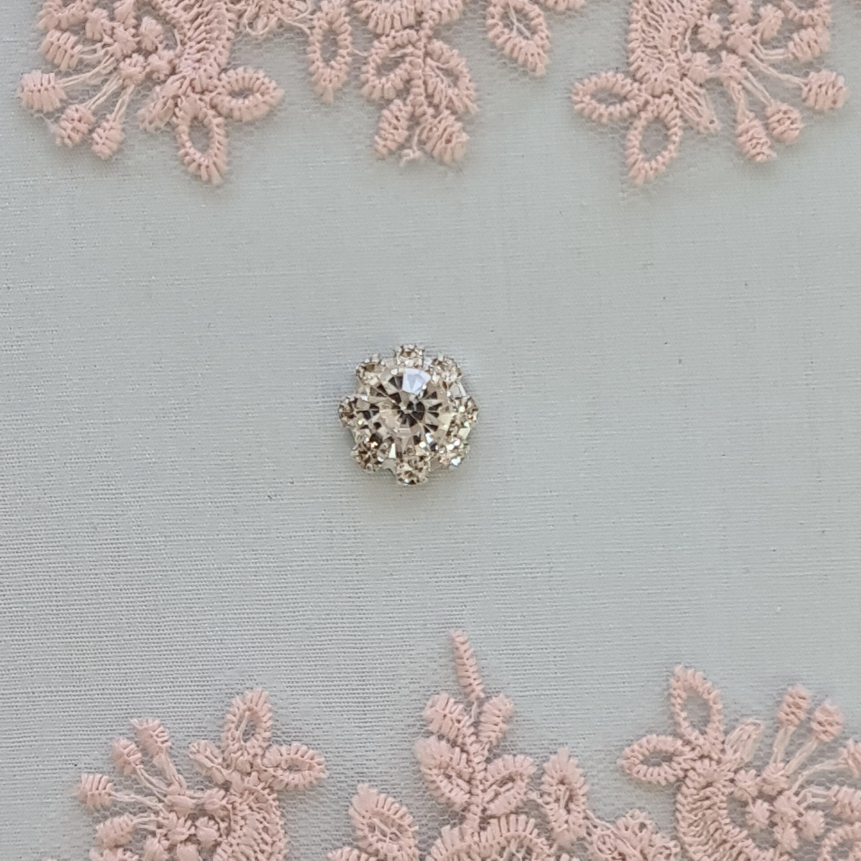 Детальное фото декоративной фигурки "Украшение №114 ." из пластика - магазин Ариши