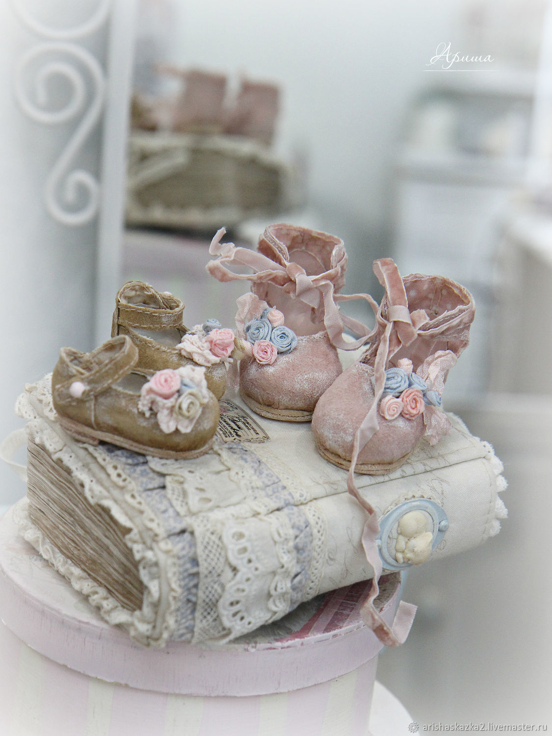 фото  Видео-курс: волшебные туфельки. Куклы в рюшах школа кукол Ариши