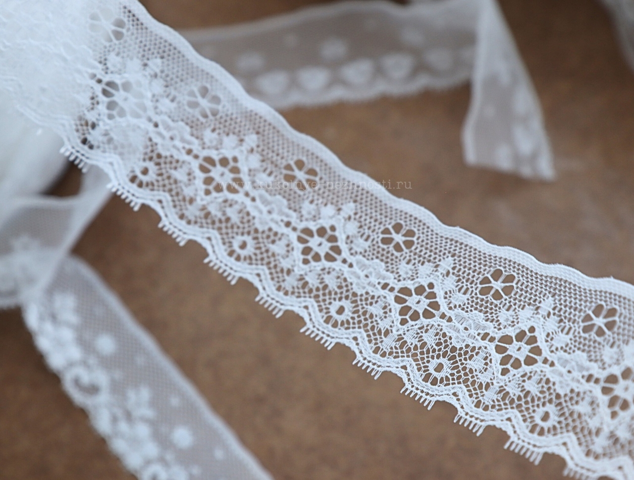 картинка Кружево нейлон арт. 23220 Тонкое, мягкое кружево.  от магазина Ариши Рукодельные нежности